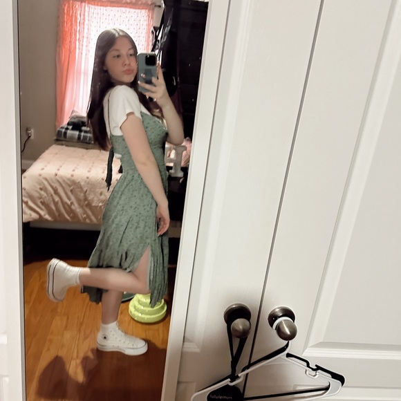 katie_guitard1
